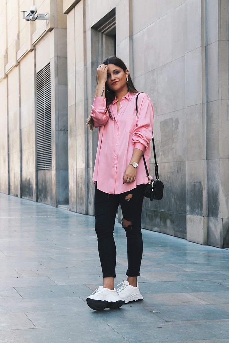 Camisa rosa feminina: como usar essa peça versátil e elegante no dia a dia