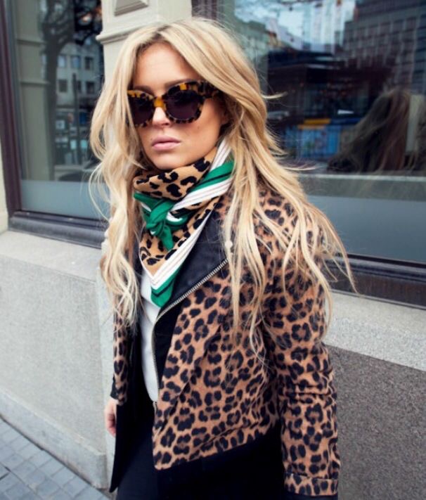 Tendência Animal Print: 10 Inspirações de Looks para Arrasar na Estação